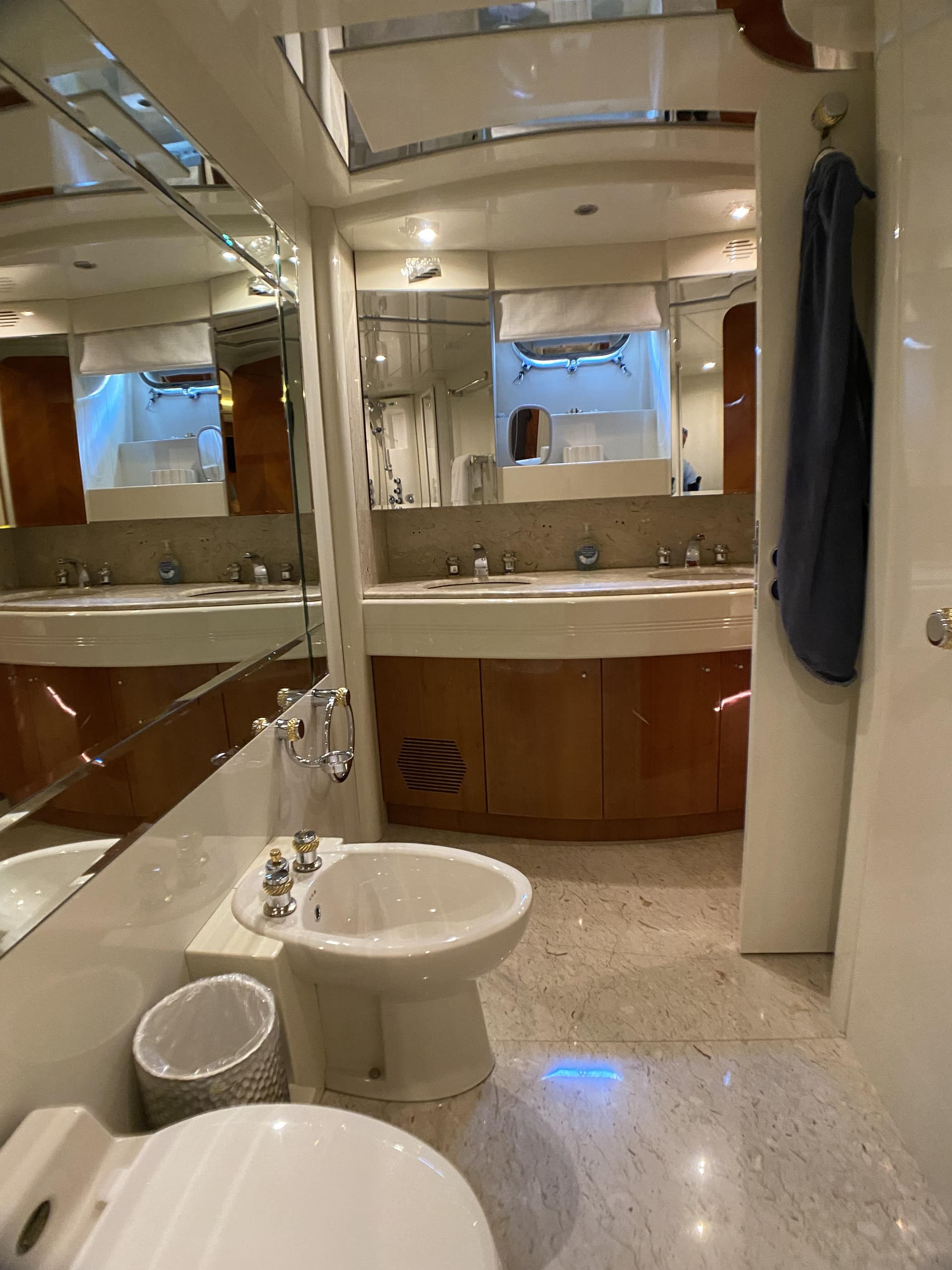 1999 Azimut 85 Ultimate — photo 64