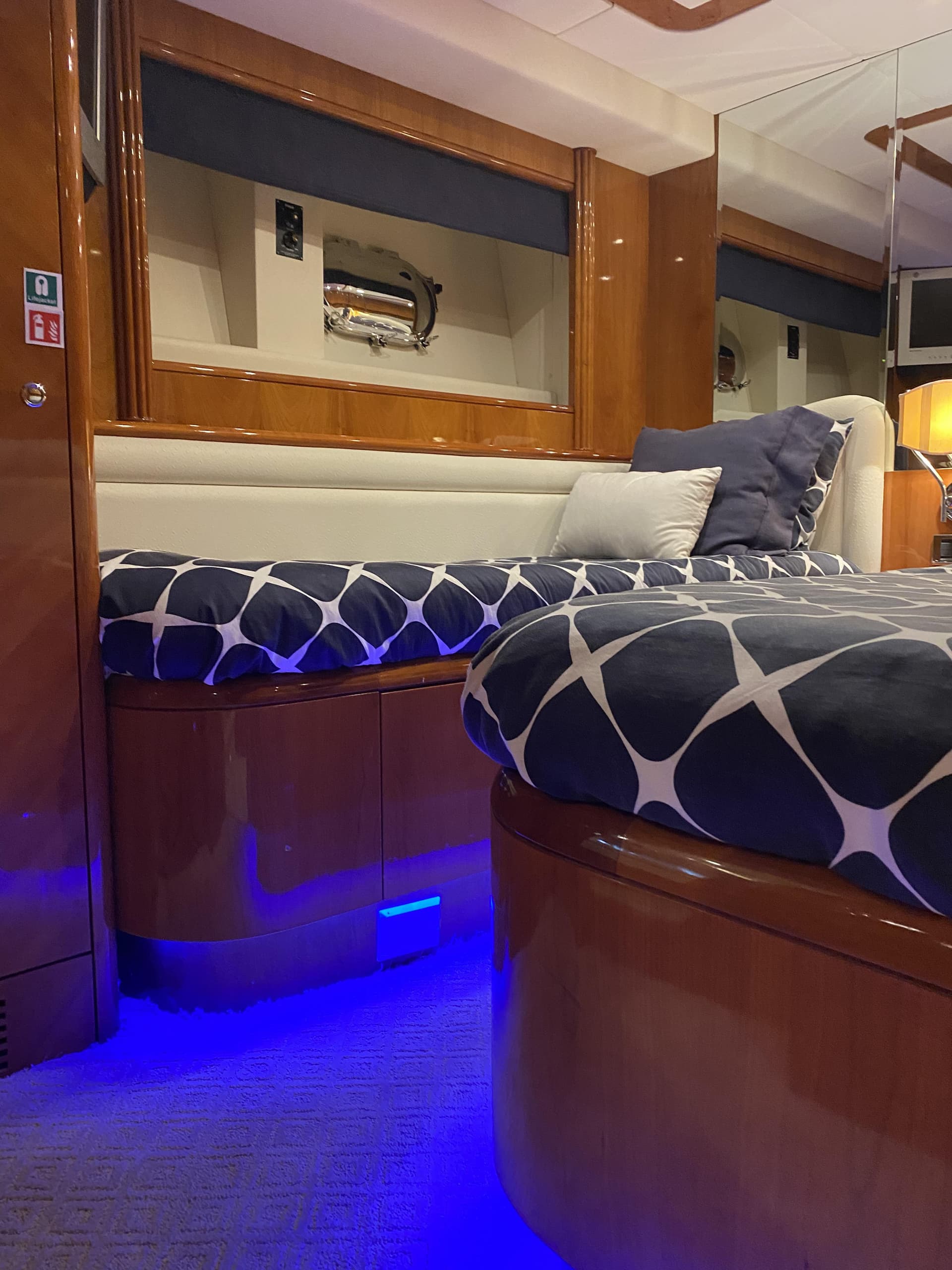 1999 Azimut 85 Ultimate — photo 67