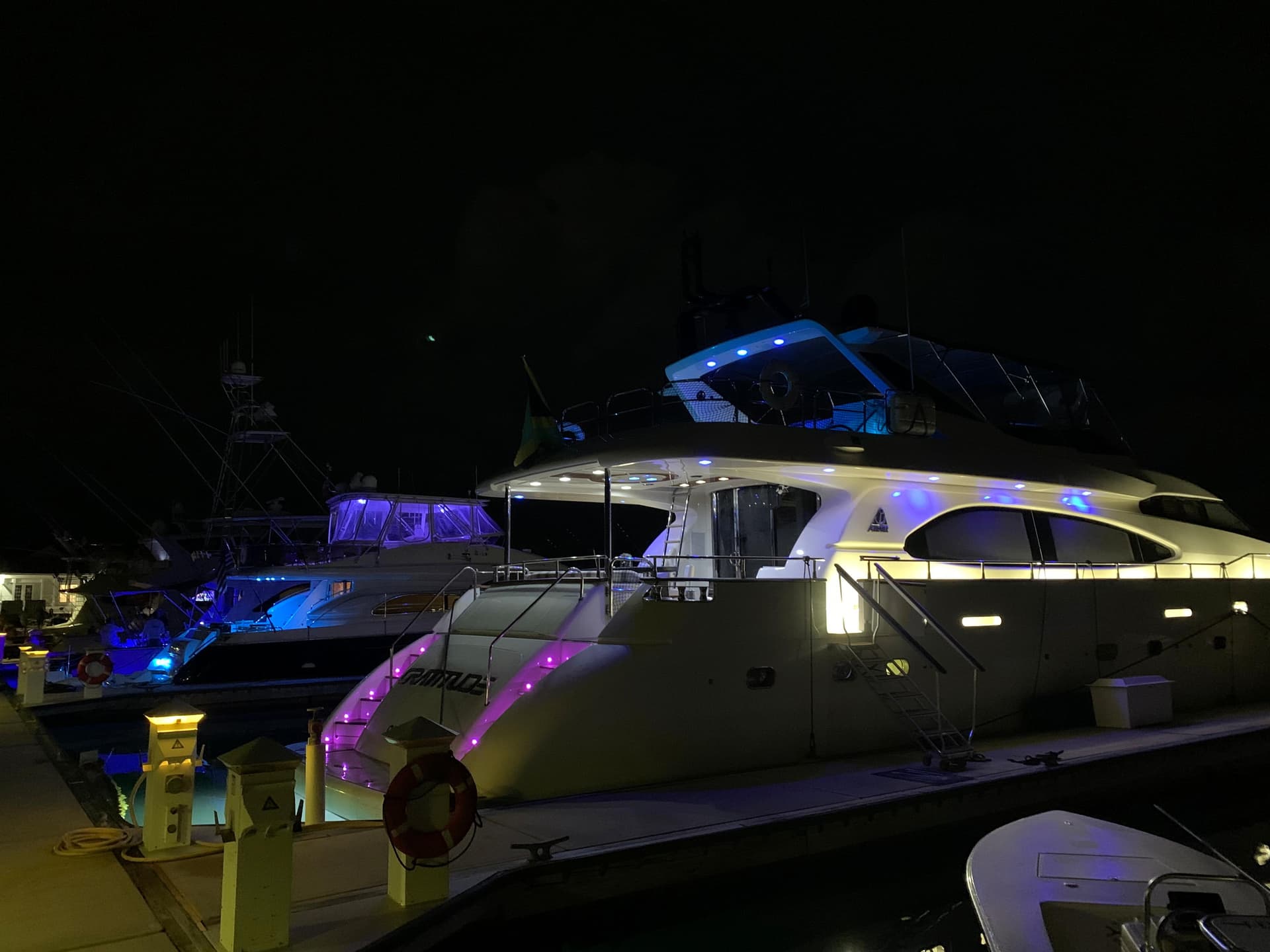 1999 Azimut 85 Ultimate — photo 99