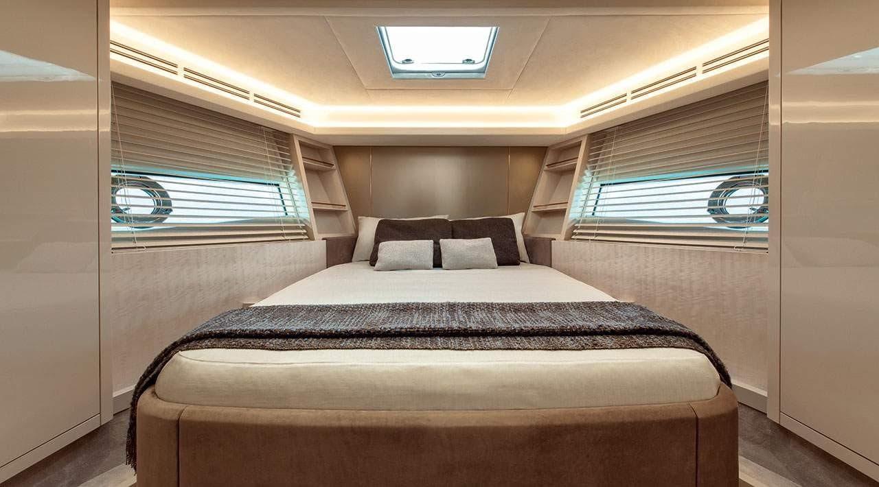 2021 Monte Carlo Yachts 66 — photo 21