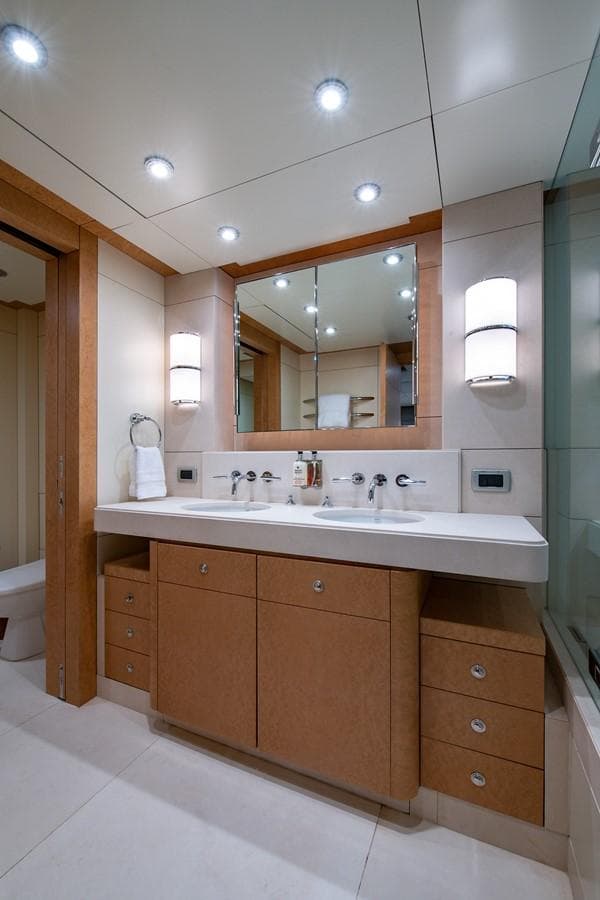 2004 Oceanfast 174 — photo 35