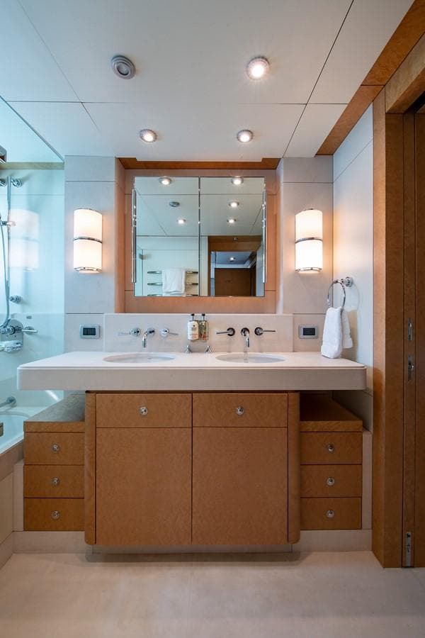 2004 Oceanfast 174 — photo 39