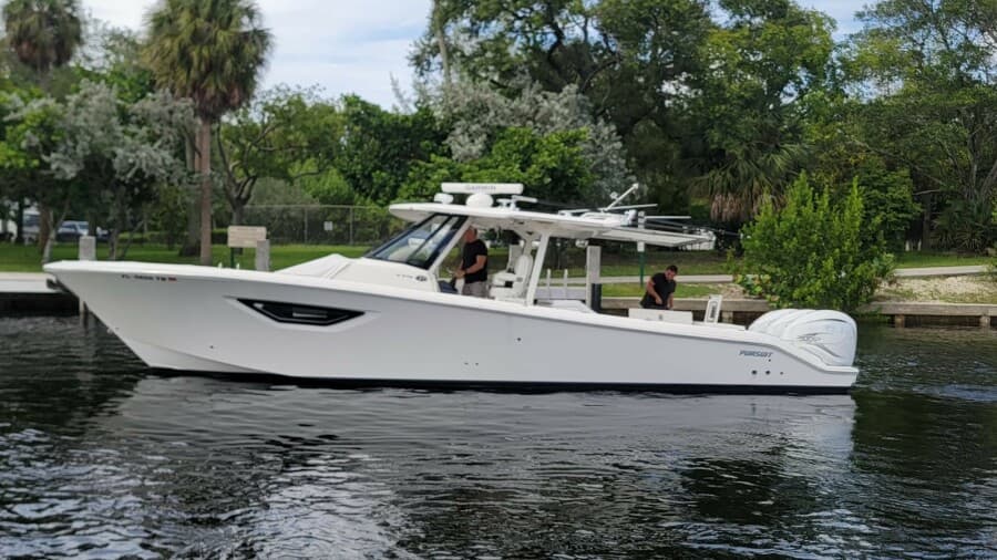 2021 Pursuit S378 — photo 1