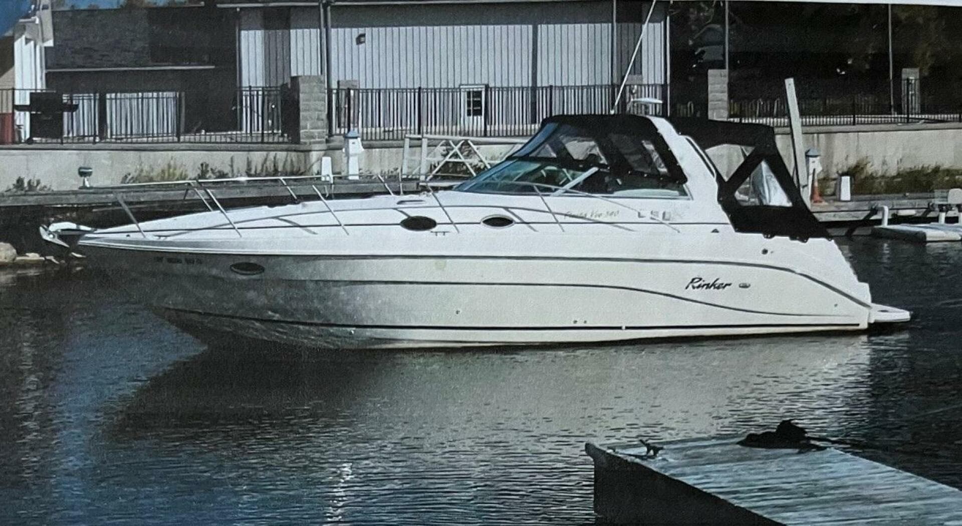 2000 Rinker Fiesta Vee 340