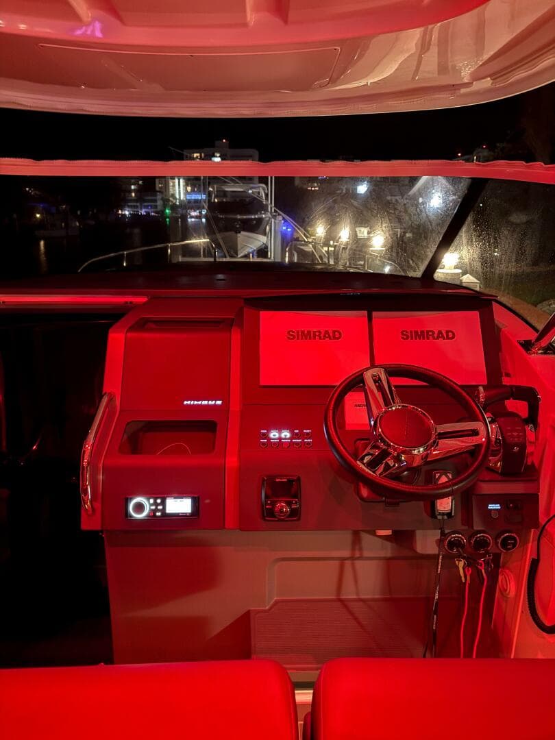 2022 Nimbus T11 — photo 26