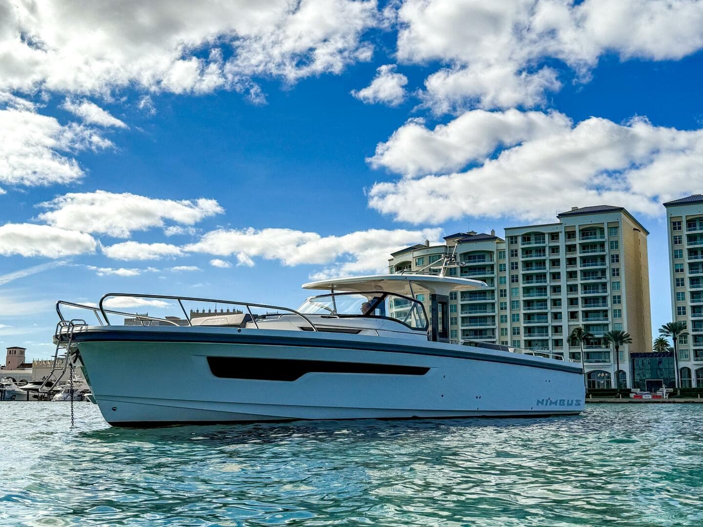 2022 Nimbus T11 — photo 2