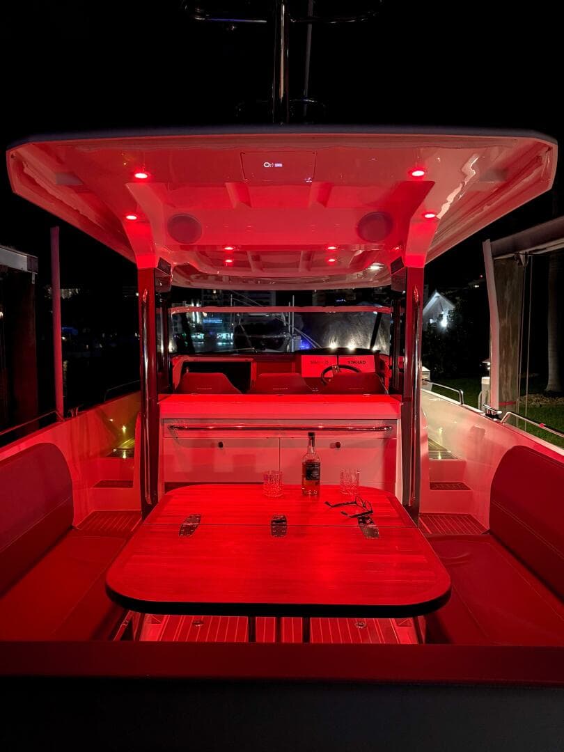 2022 Nimbus T11 — photo 25