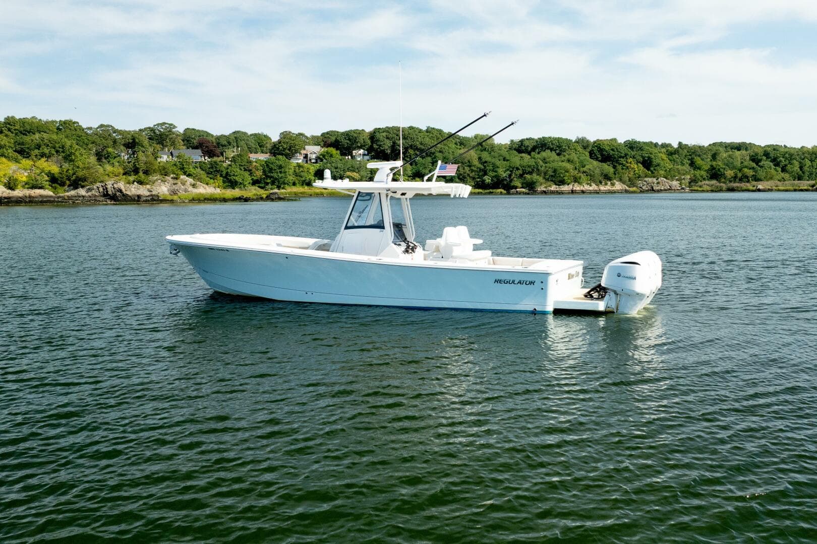 2021 Regulator 34 — photo 1