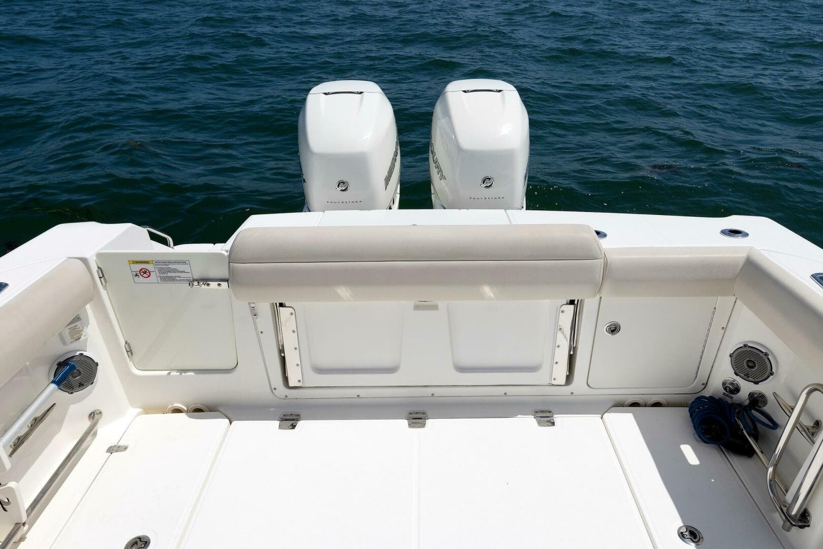 2016 Boston Whaler 330 Outrage — photo 18