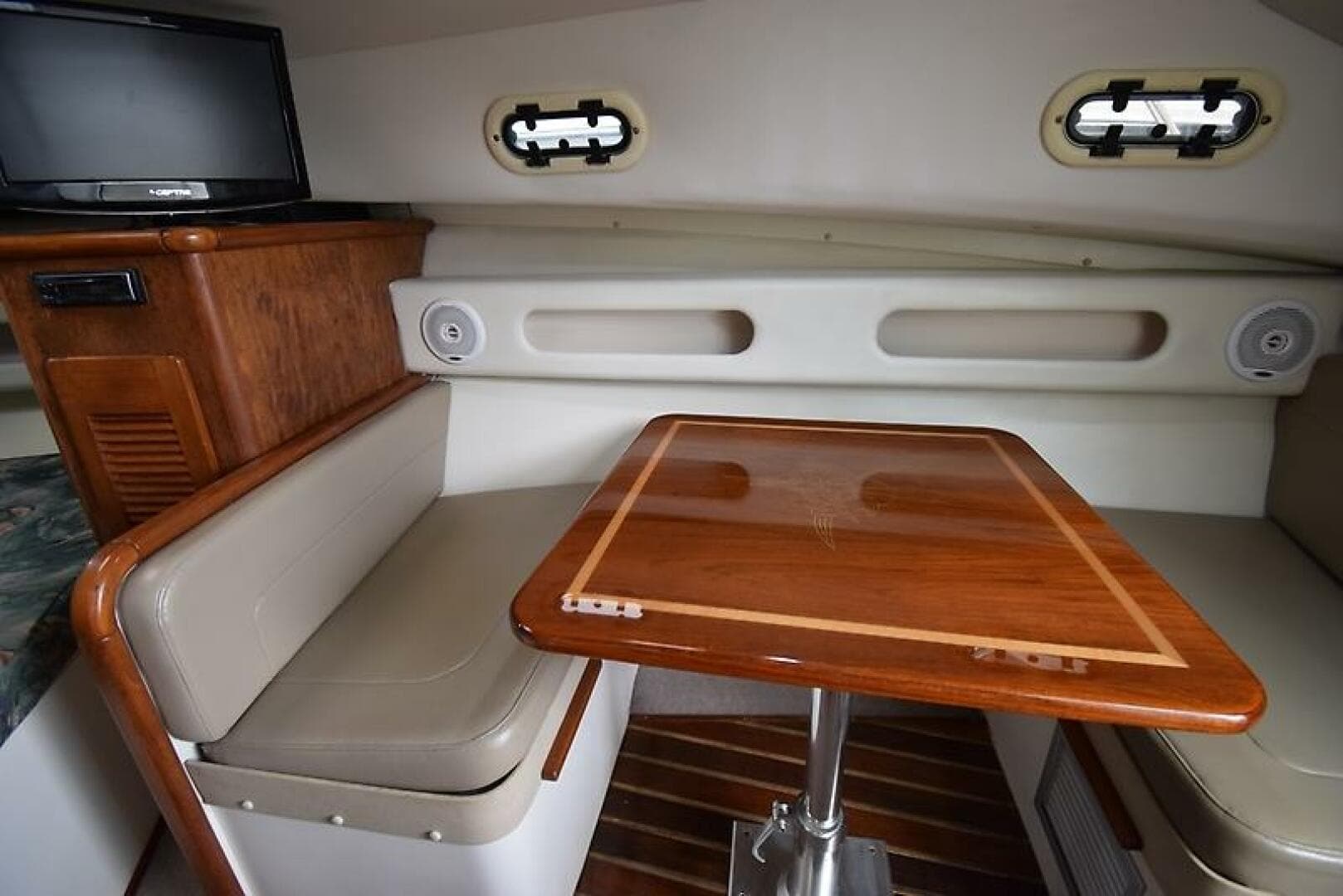 2003 Pursuit 3000 Express — photo 24