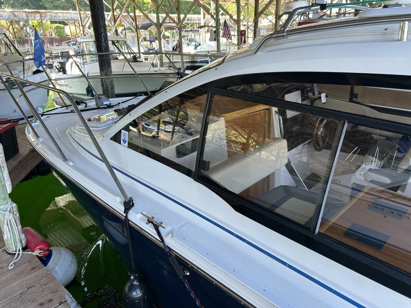 2017 Cutwater C-24 — photo 26