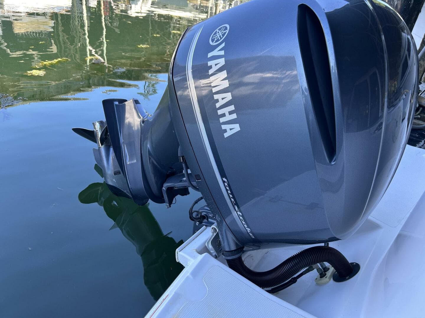 2017 Cutwater C-24 — photo 9