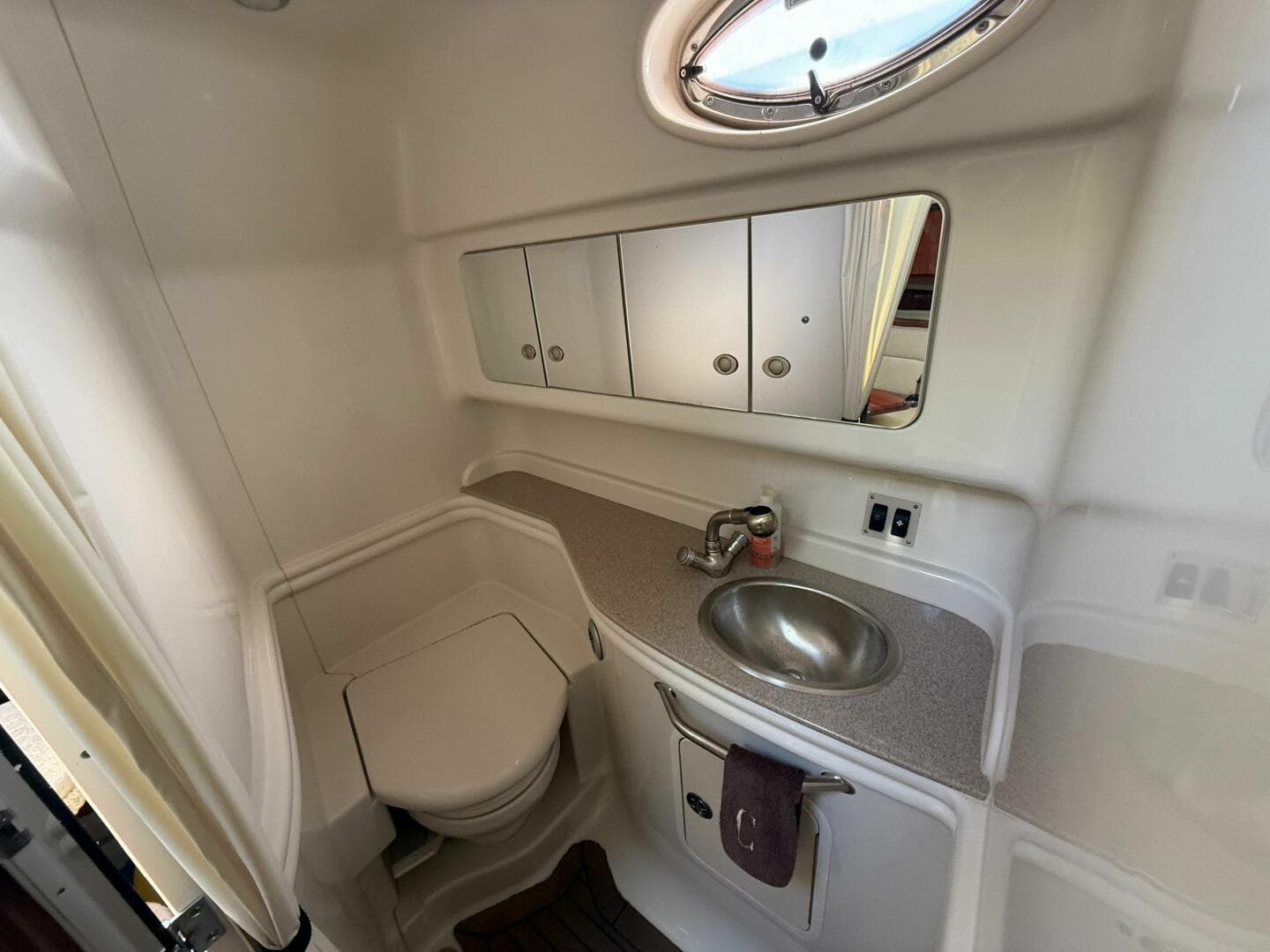 2007 Sea Ray 340 Sundancer — photo 20