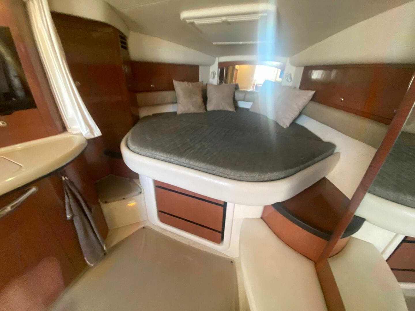 2003 Sea Ray 340 Sundancer — photo 29