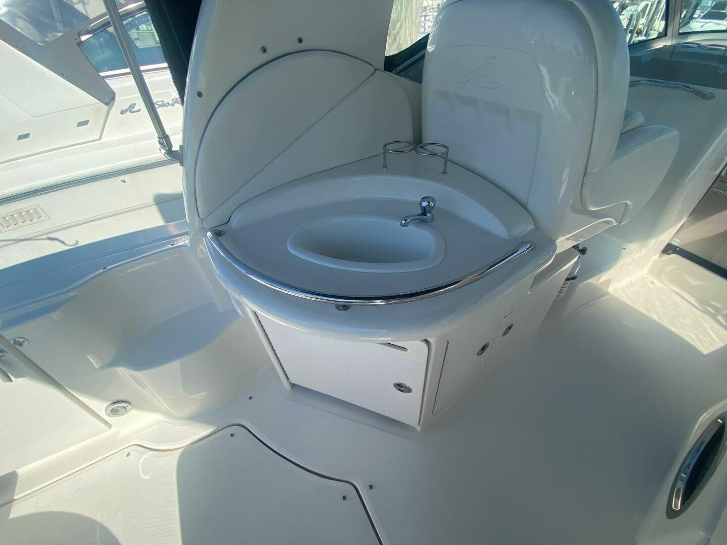 2003 Sea Ray 340 Sundancer — photo 18