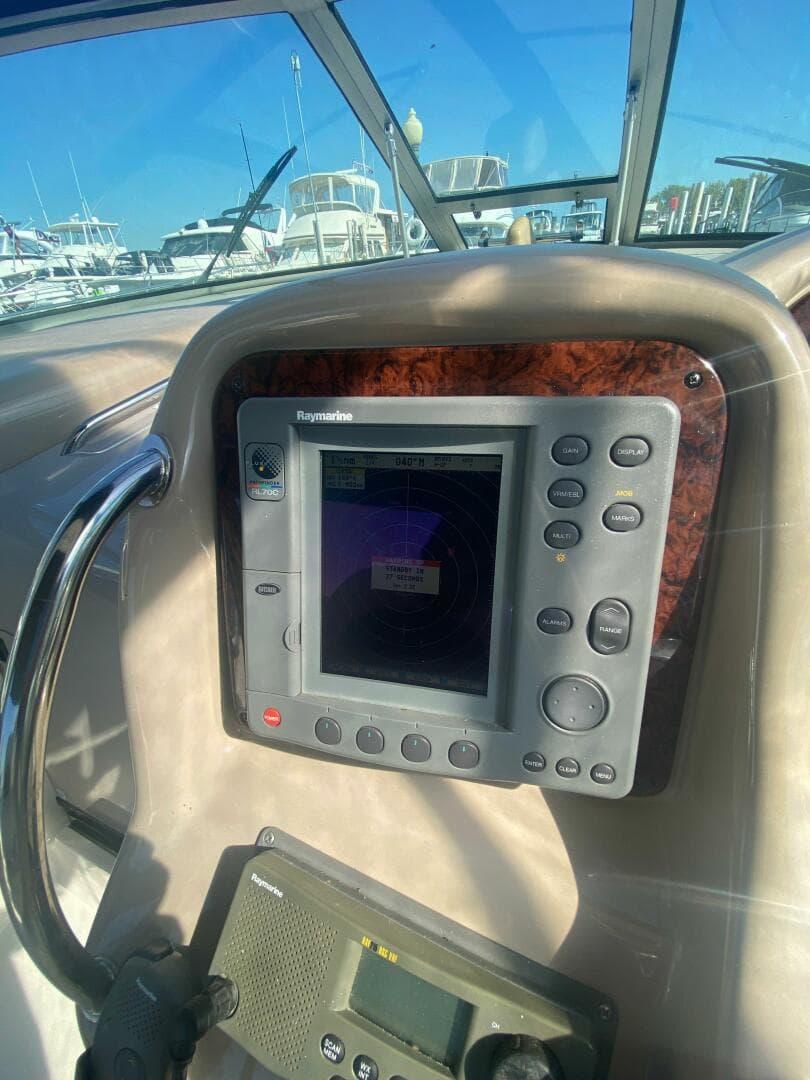 2003 Sea Ray 340 Sundancer — photo 24