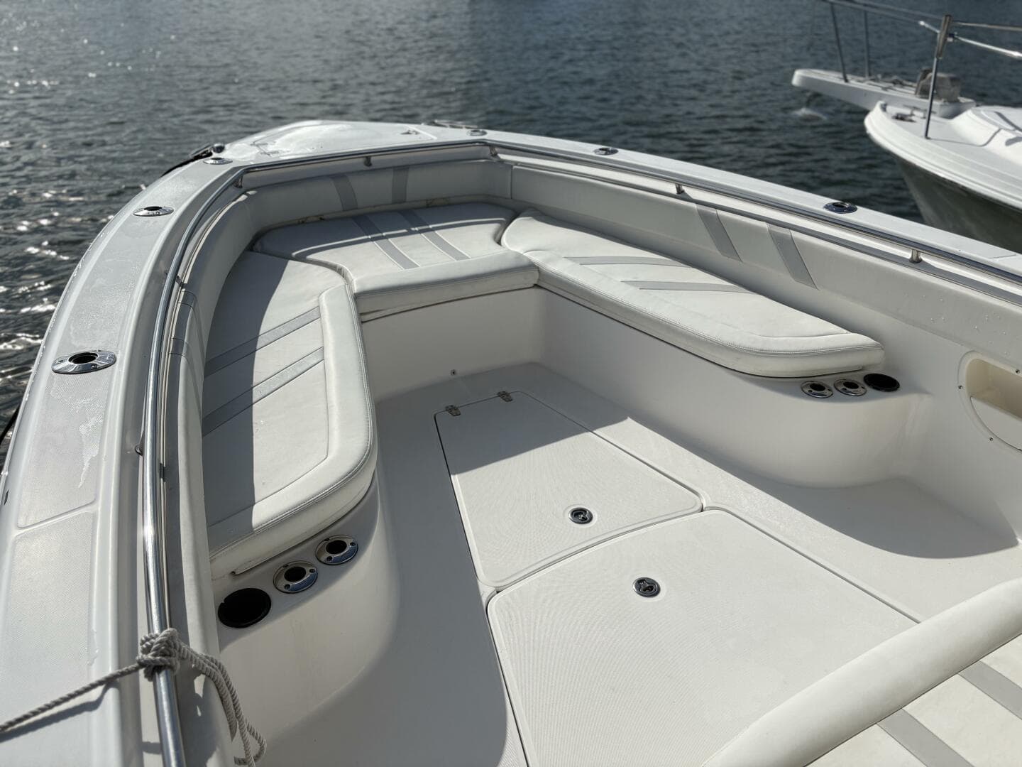 2008 Boston Whaler 320 Outrage — photo 8