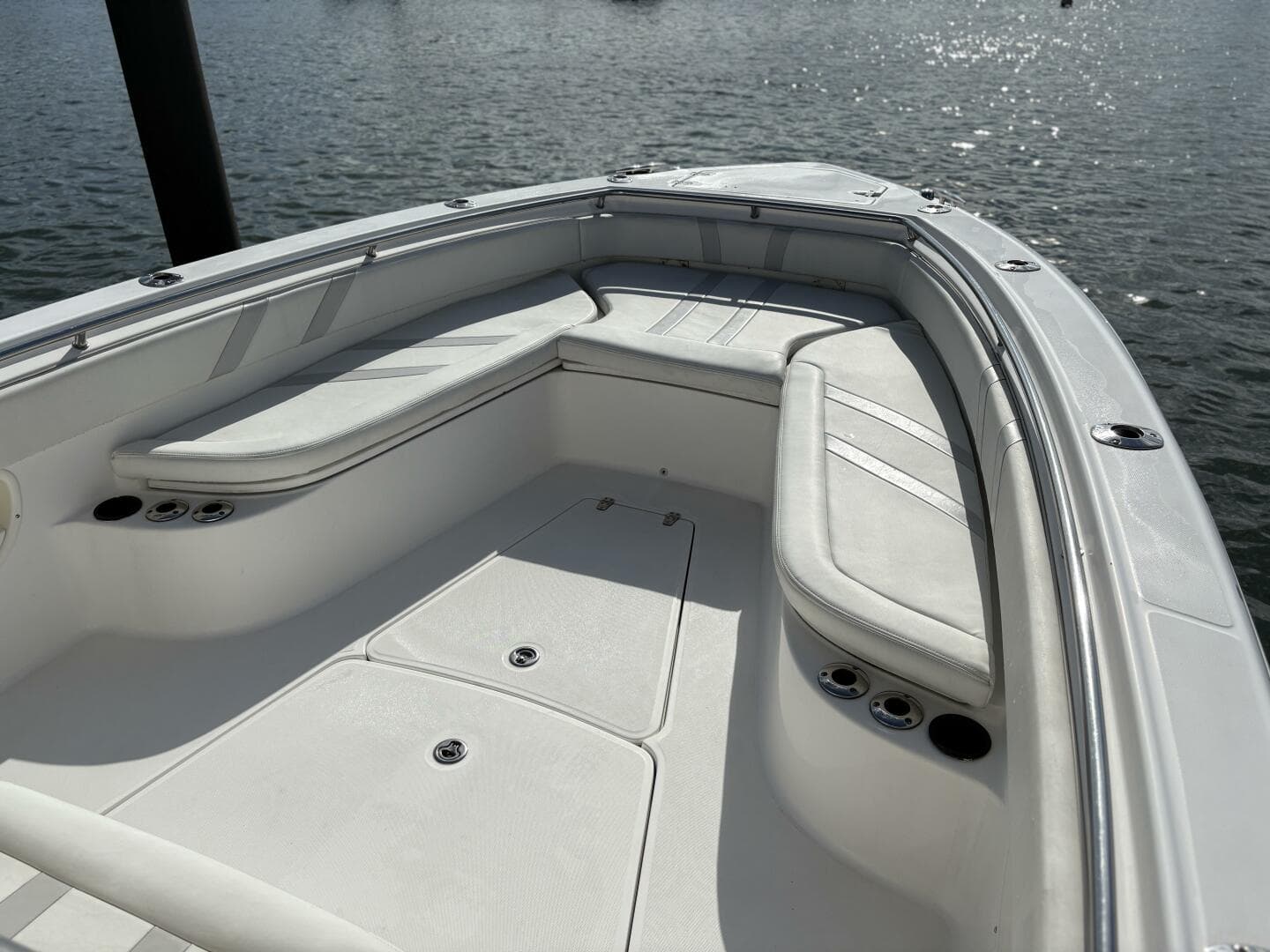 2008 Boston Whaler 320 Outrage — photo 9