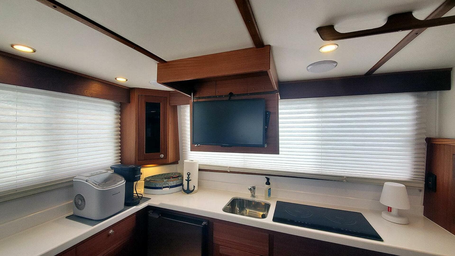 2024 Nordic Tugs 34 — photo 16