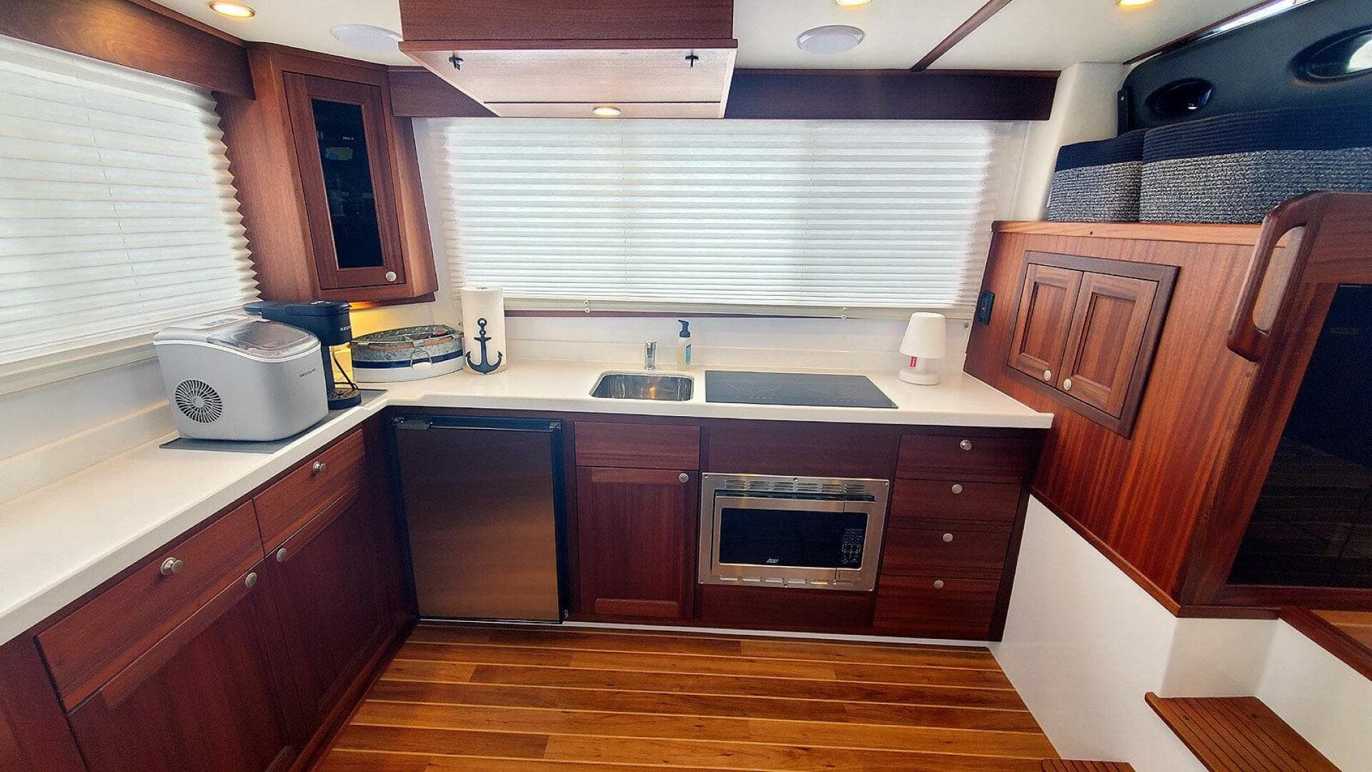 2024 Nordic Tugs 34 — photo 14