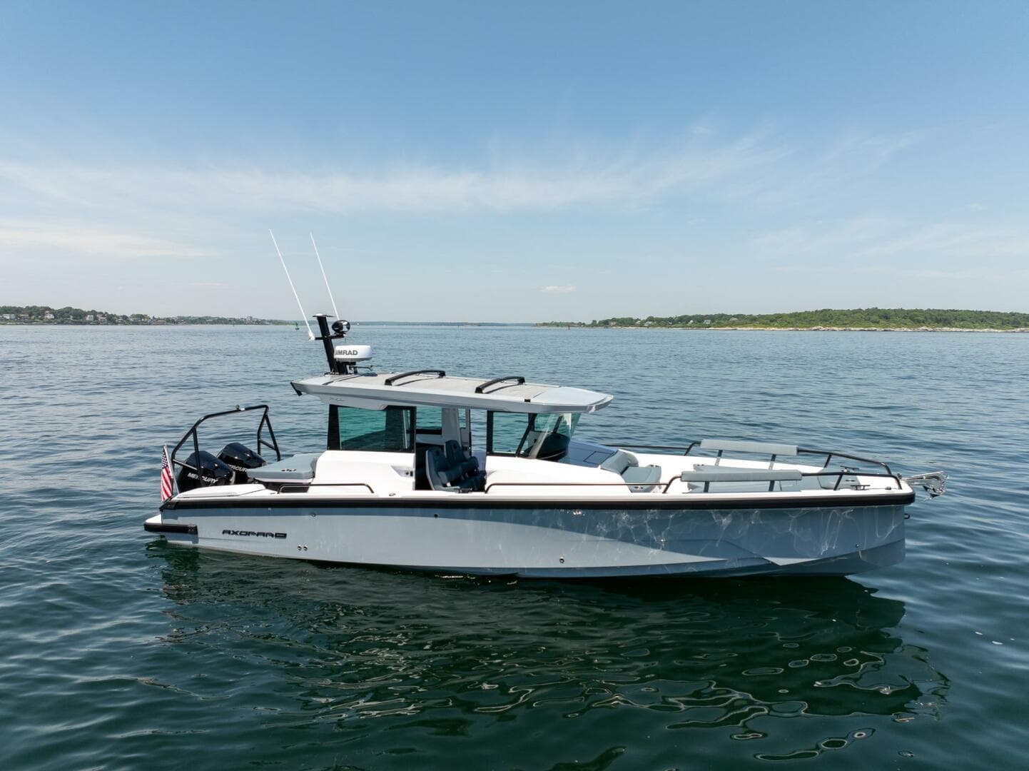 2026 Axopar Cross Cabin — photo 21