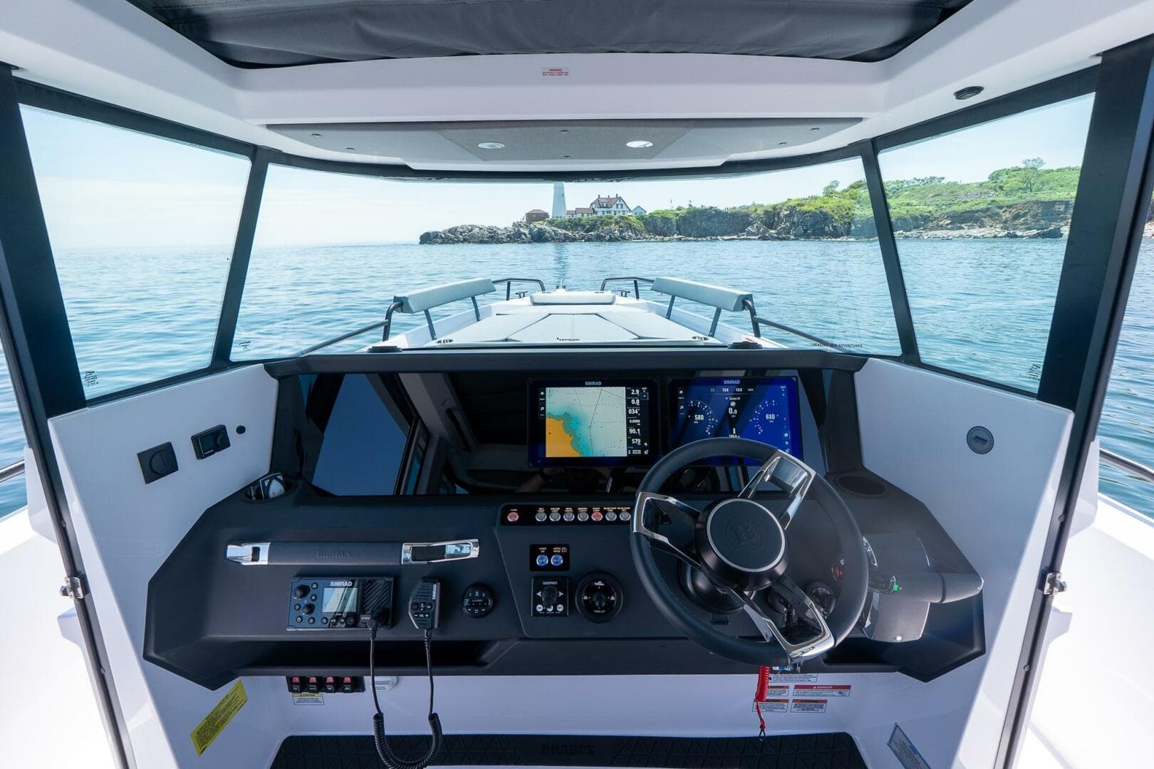 2026 Axopar Cross Cabin — photo 52