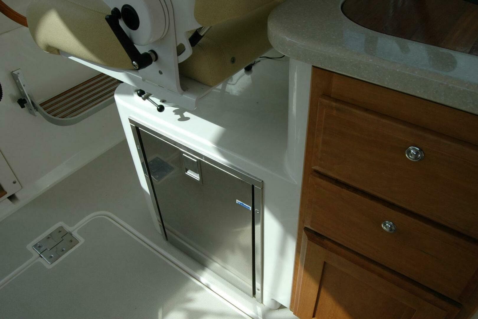 2014 Back Cove 34 — photo 70