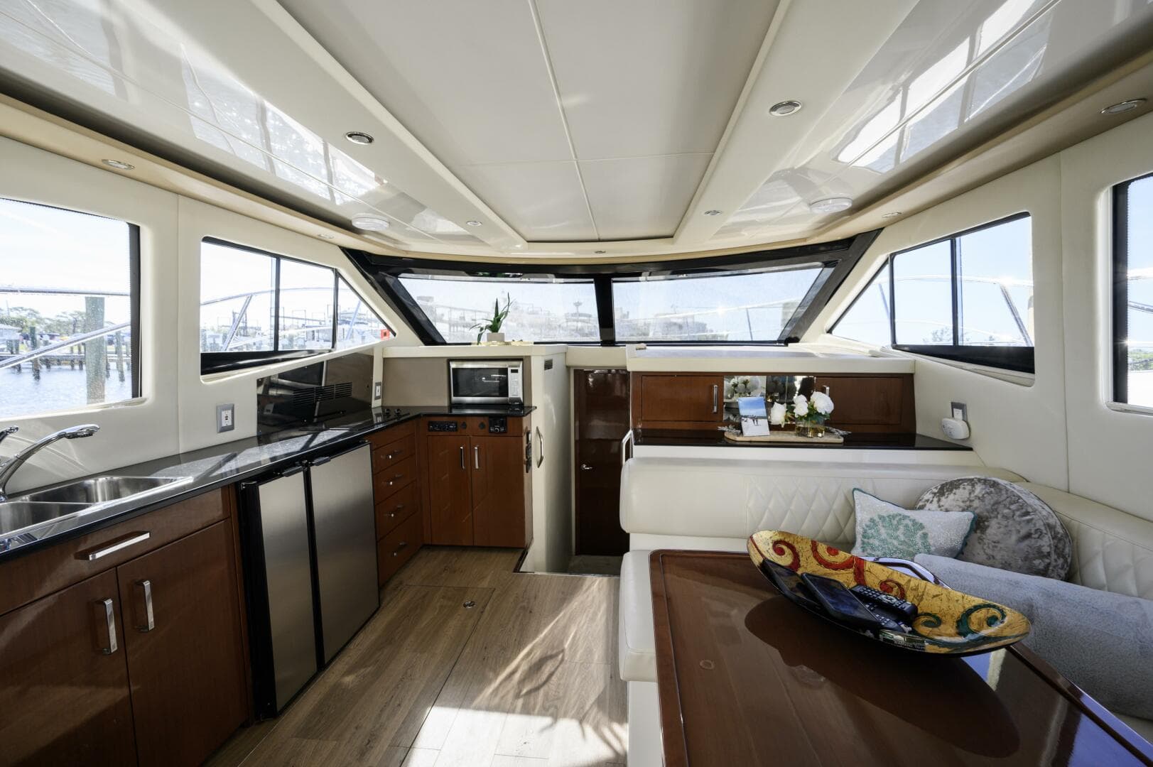 2017 Carver C40 — photo 22