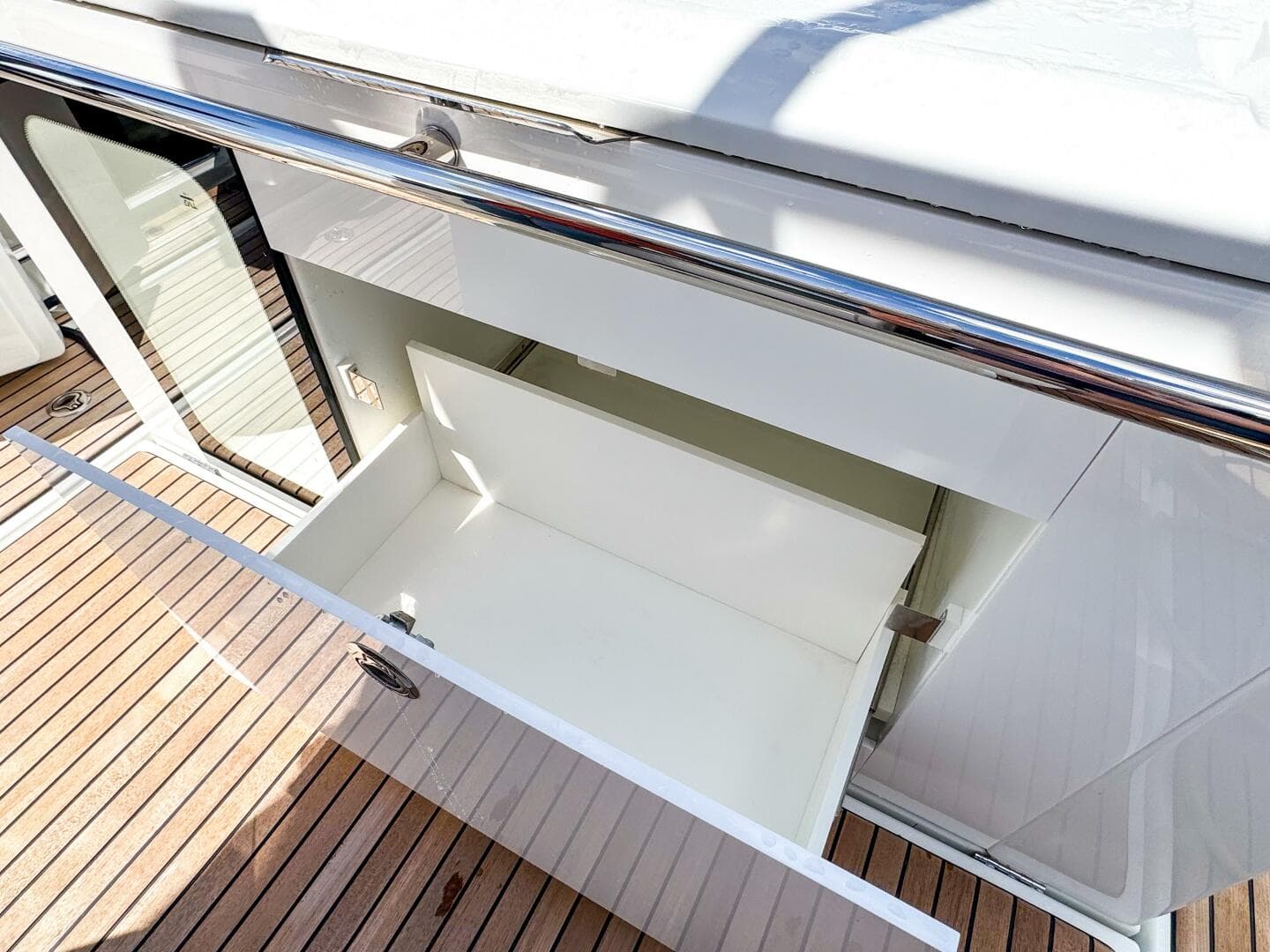 2025 Wellcraft 38 Explorer — photo 16