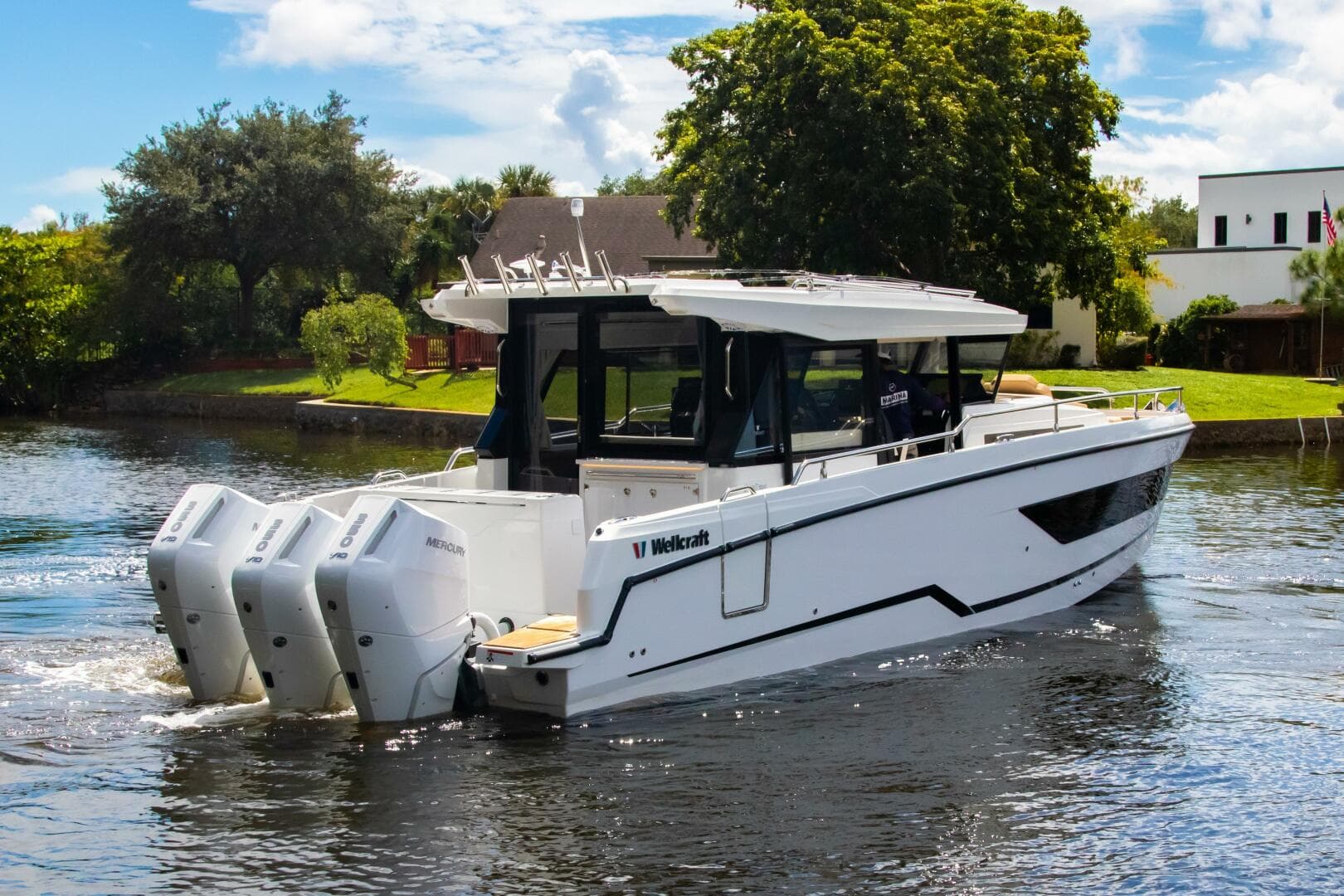 2025 Wellcraft 38 Explorer — photo 10