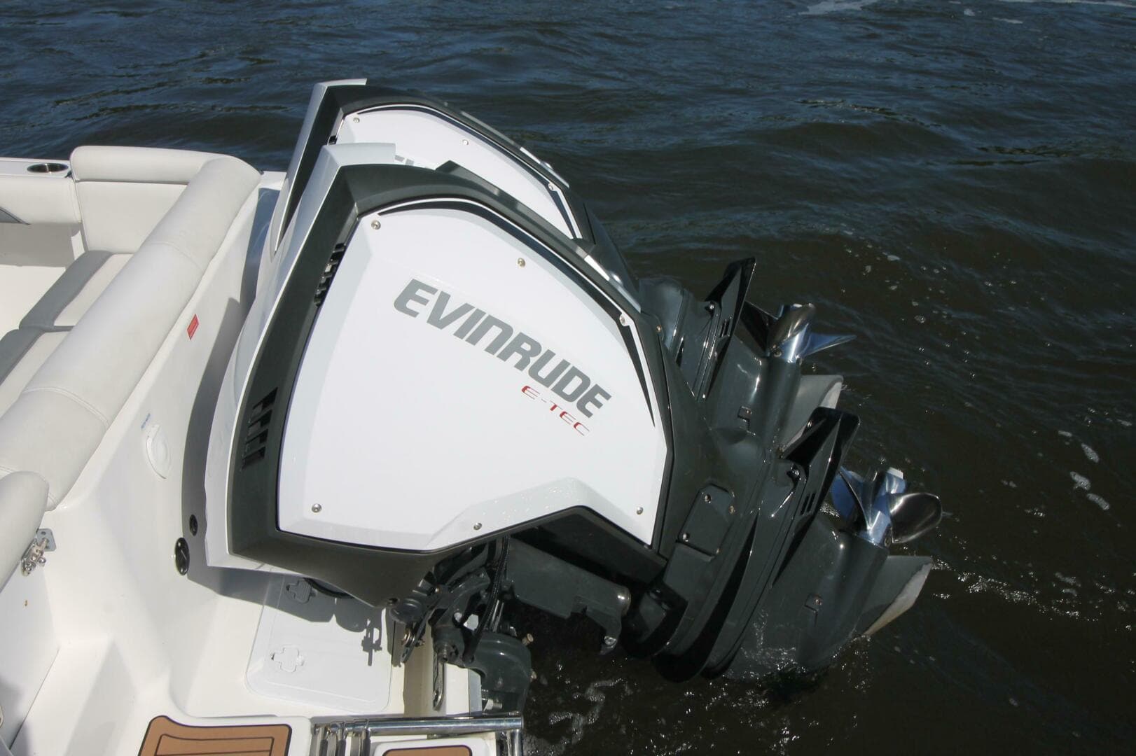 2018 Tidewater 252 LXF — photo 16