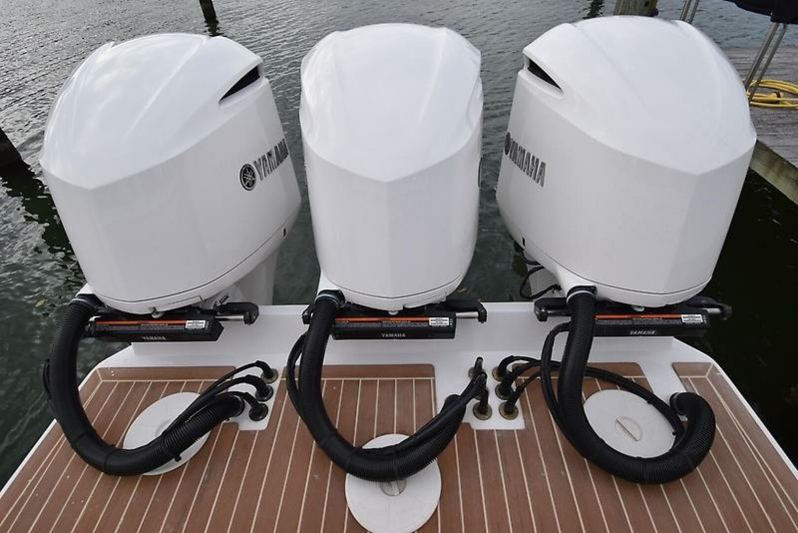 2021 Regulator 34 — photo 14