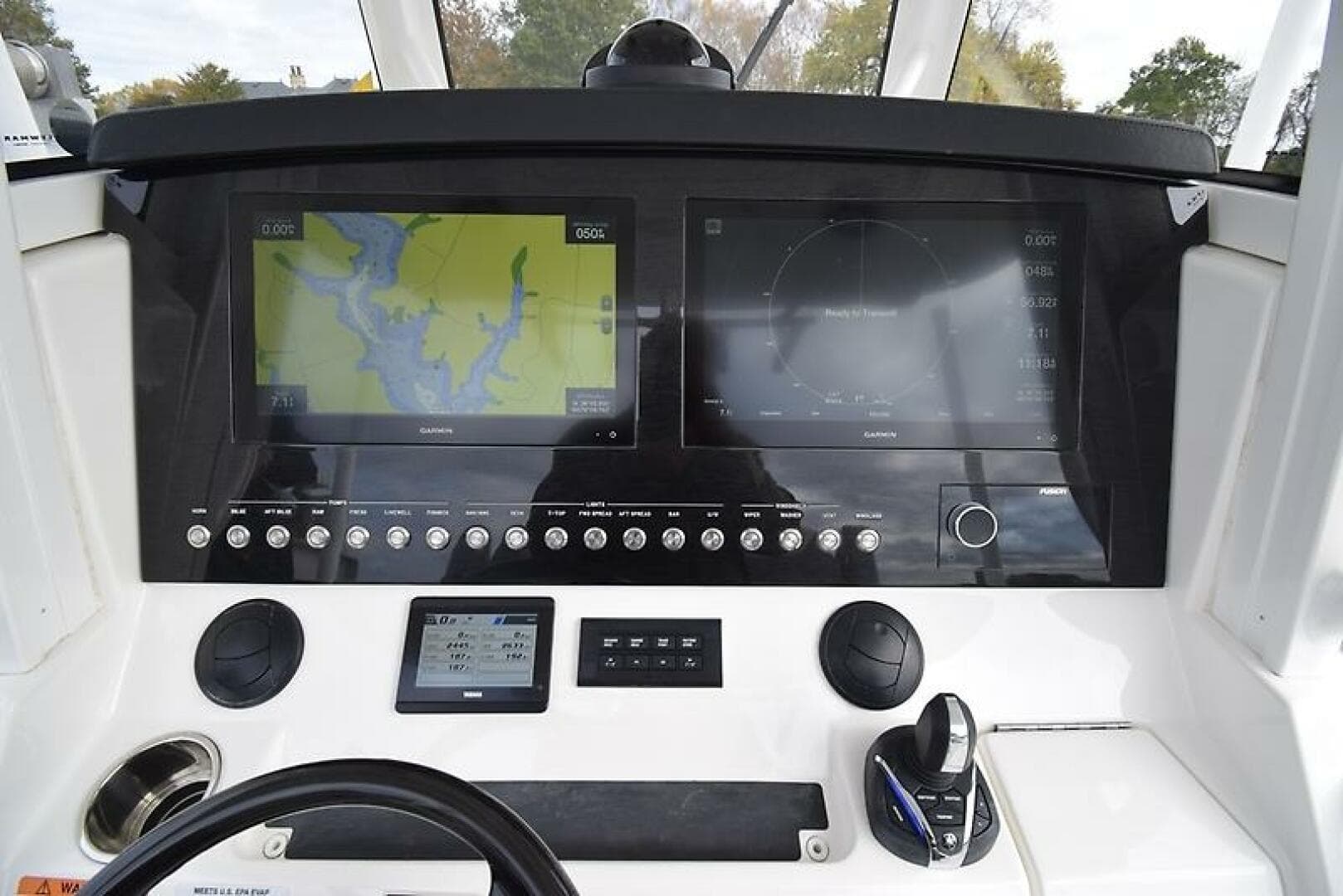 2021 Regulator 34 — photo 28