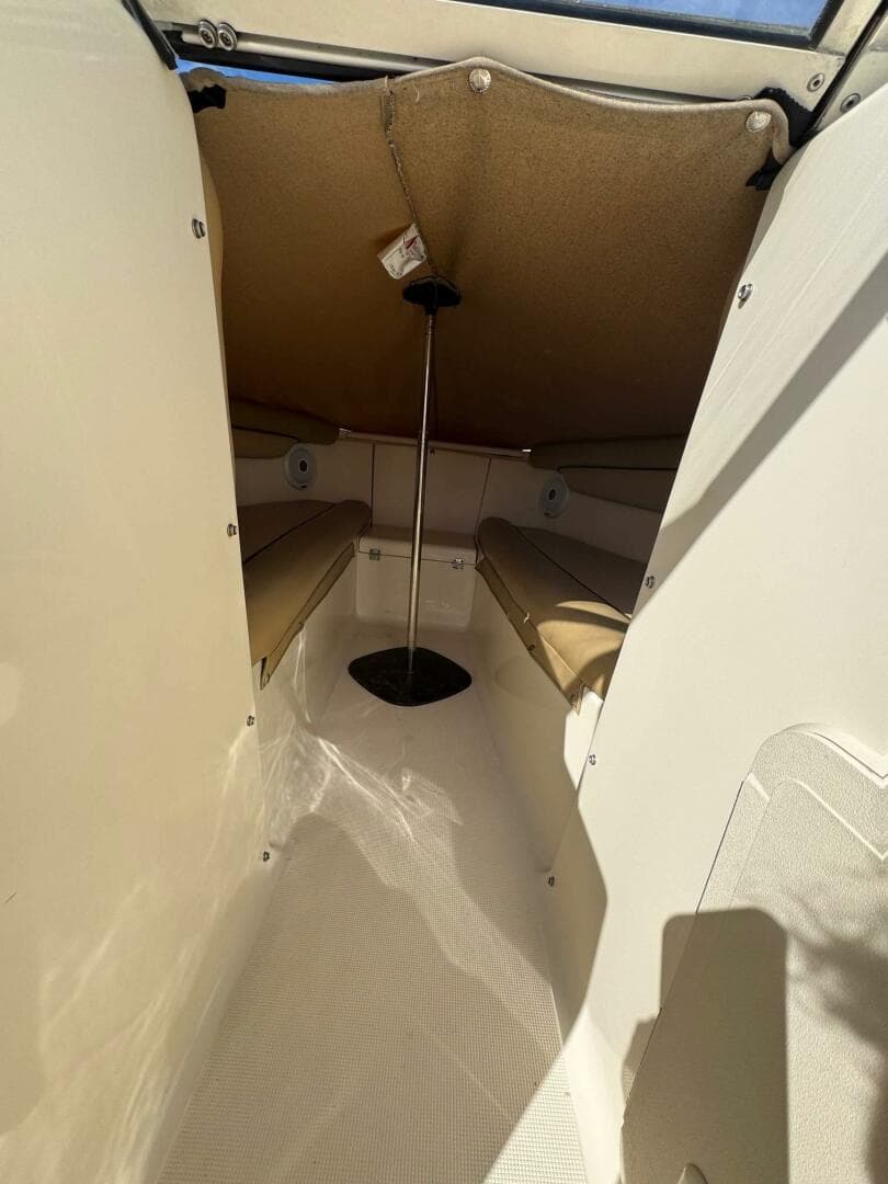 2018 Scout Dorado 210 — photo 15