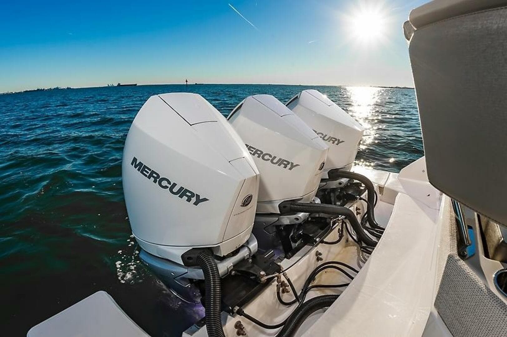 2023 Tiara Yachts 38 LS — photo 23