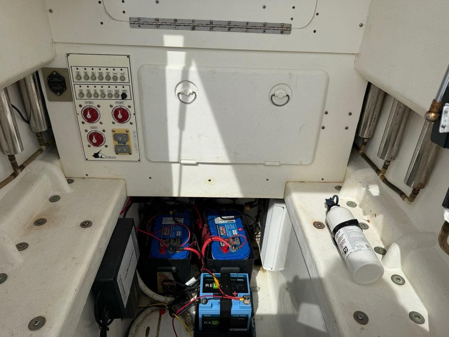 2011 Contender 32 ST — photo 6