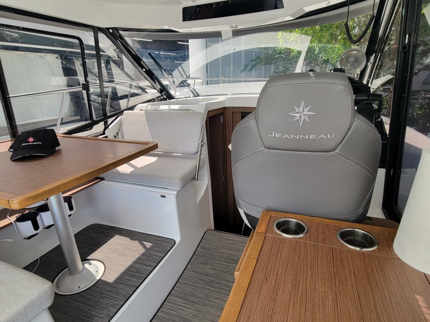 2023 Jeanneau Nc 895 — photo 8