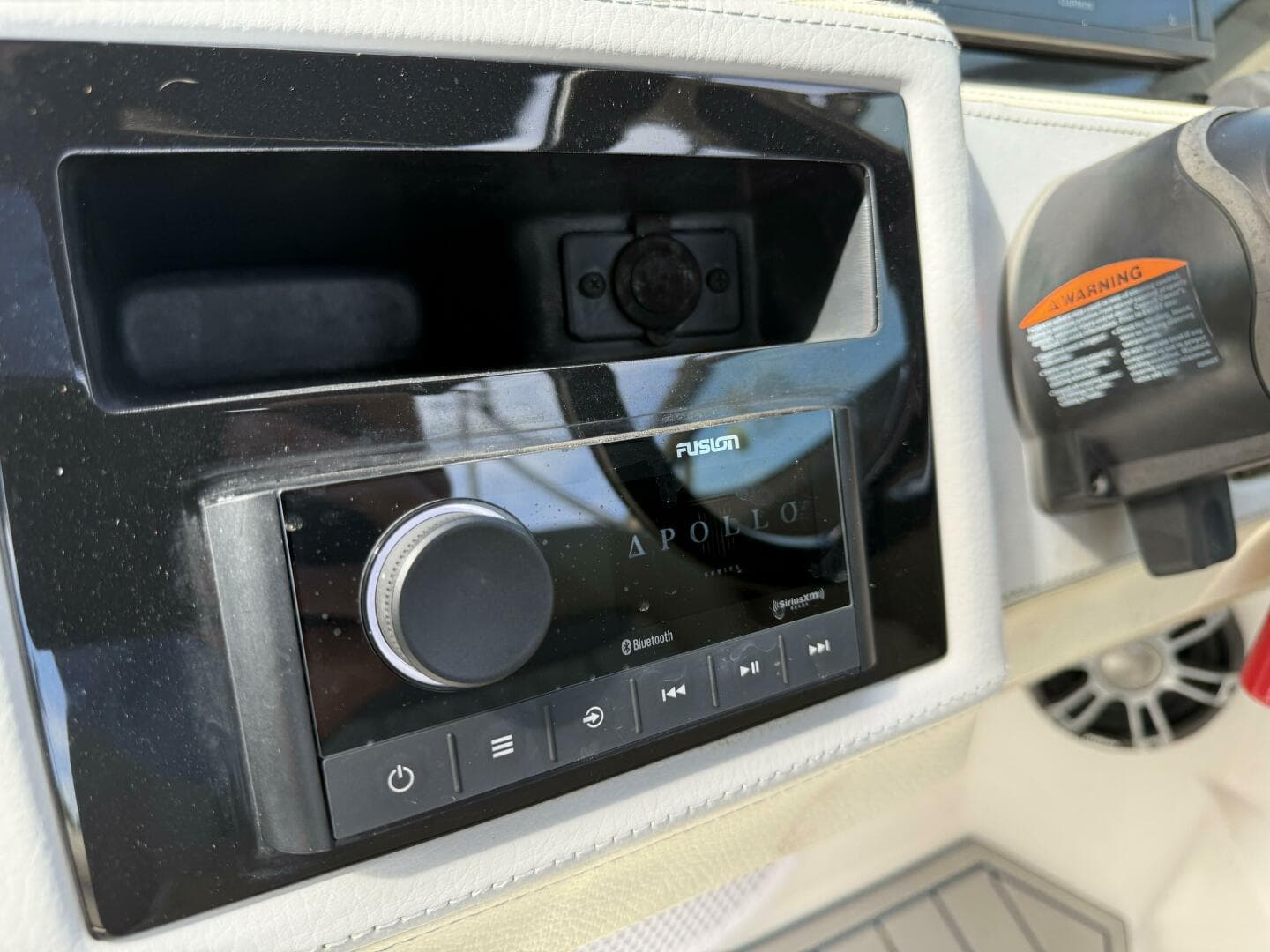 2021 Regal 26 Obx — photo 8