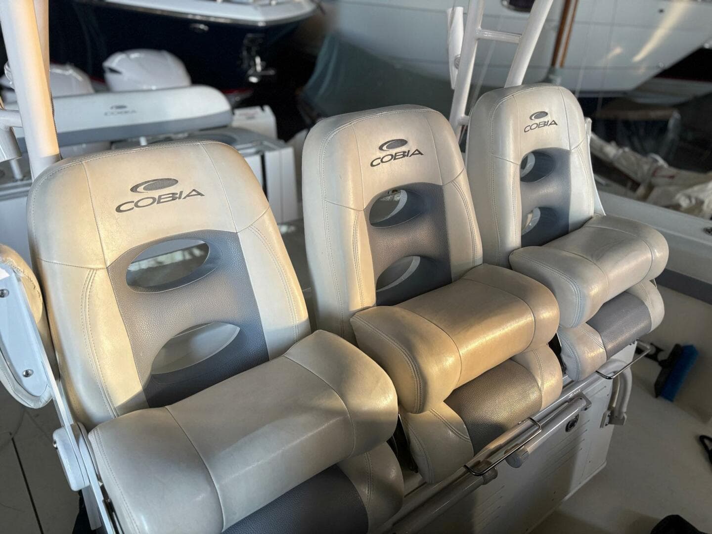 2018 Cobia 344 Center Console — photo 6