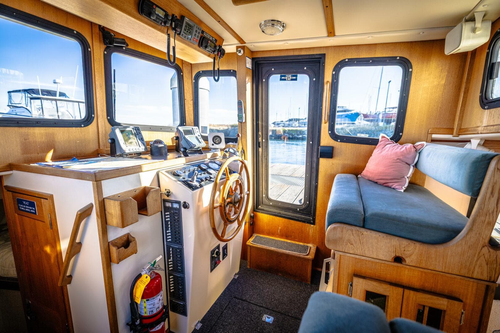 2002 Nordic Tugs 32 — photo 48