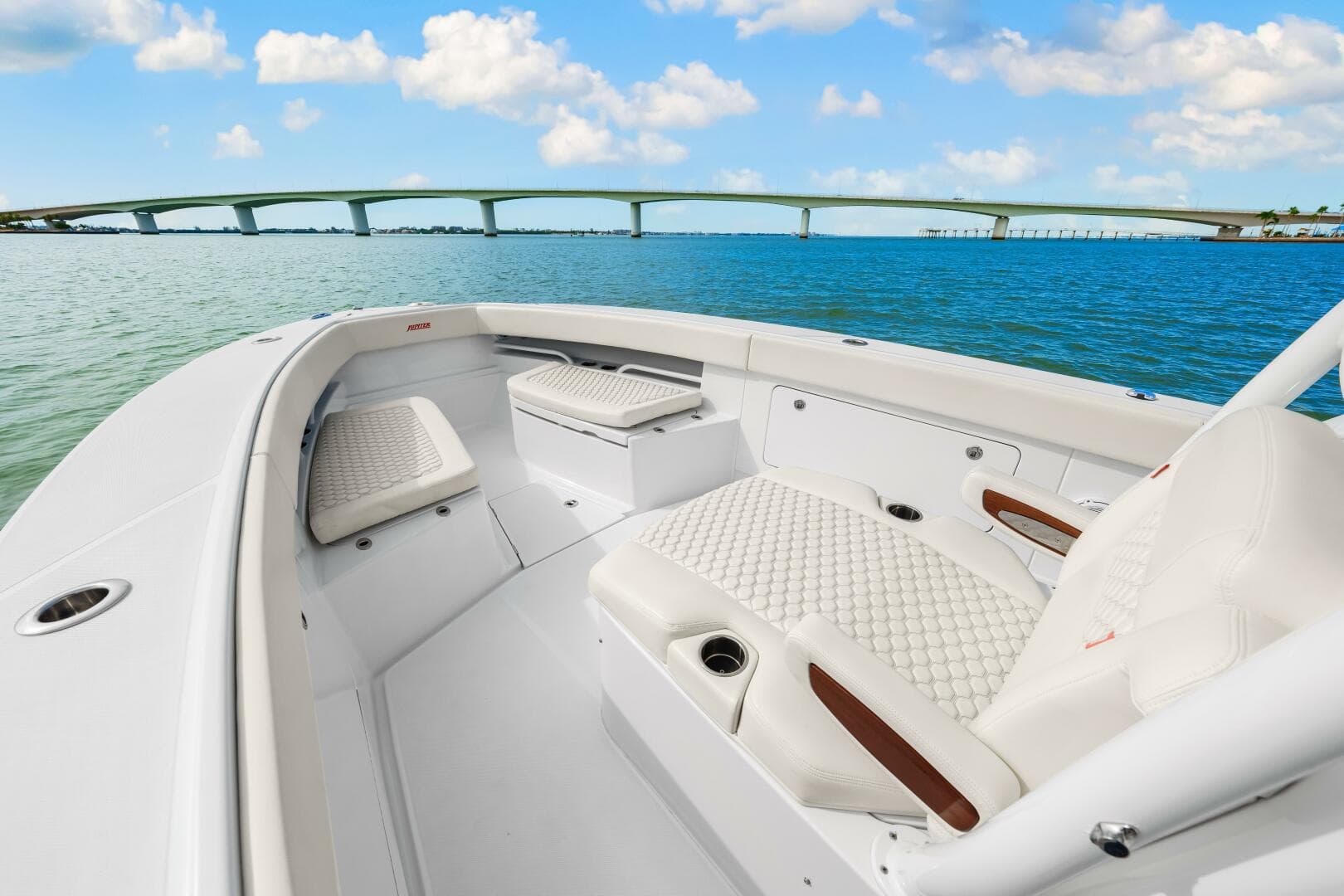 2025 Jupiter 34 Hfs — photo 14