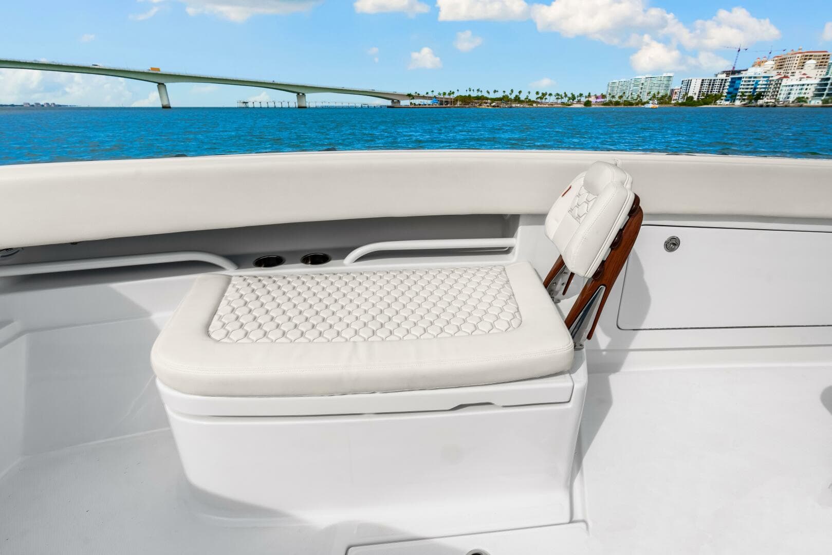 2025 Jupiter 34 Hfs — photo 16