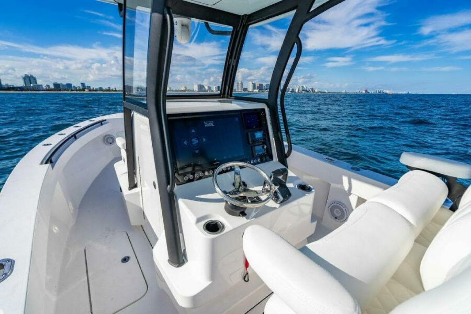 2026 Reef Runner 280 — photo 15