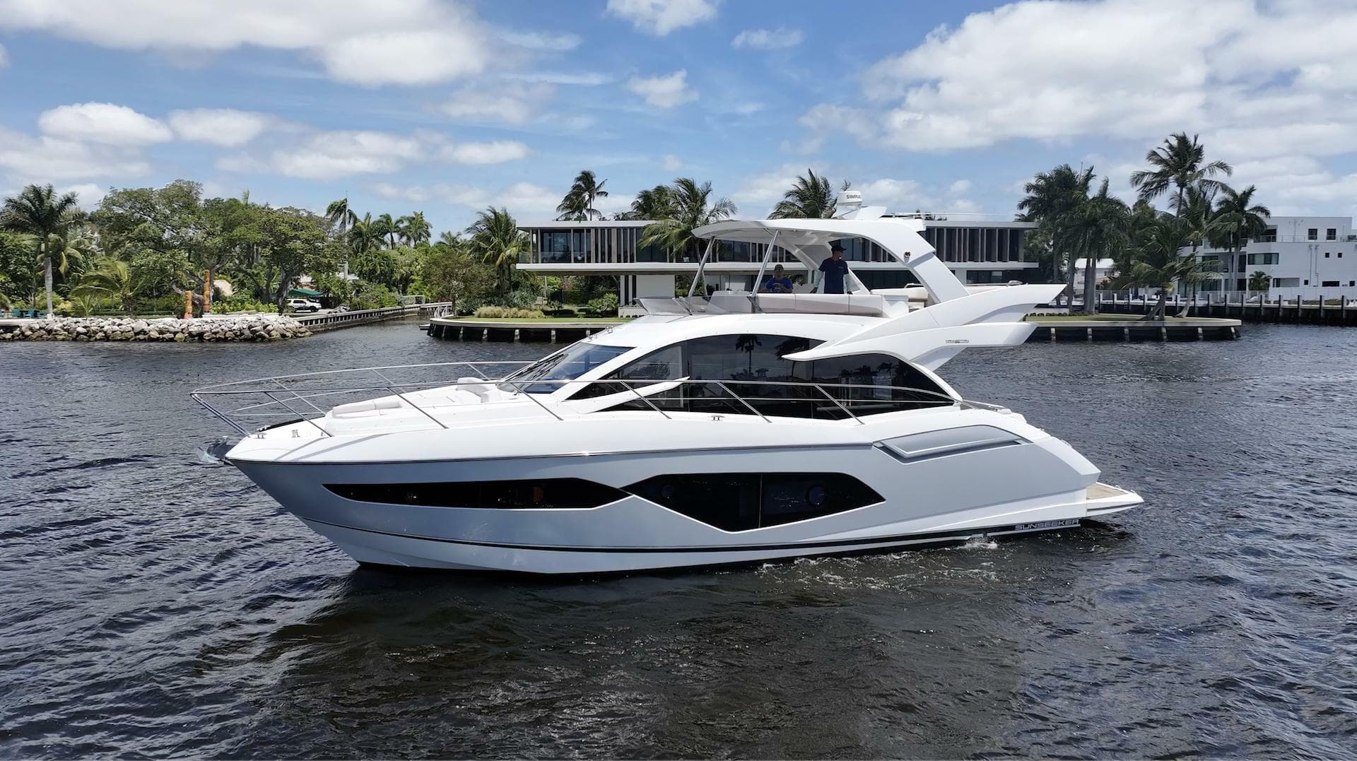 2017 Sunseeker Manhattan 52