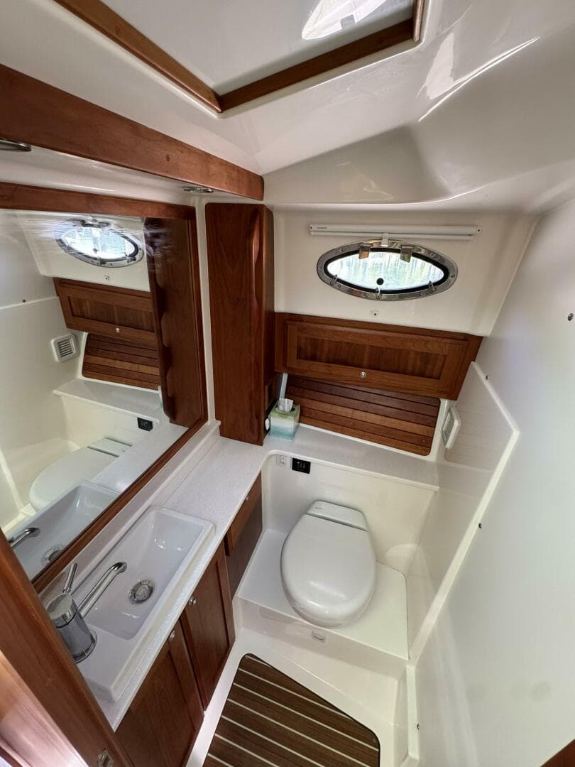 2020 Back Cove 34O — photo 42