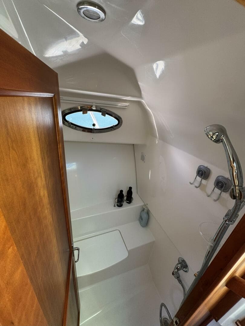 2020 Back Cove 34O — photo 44