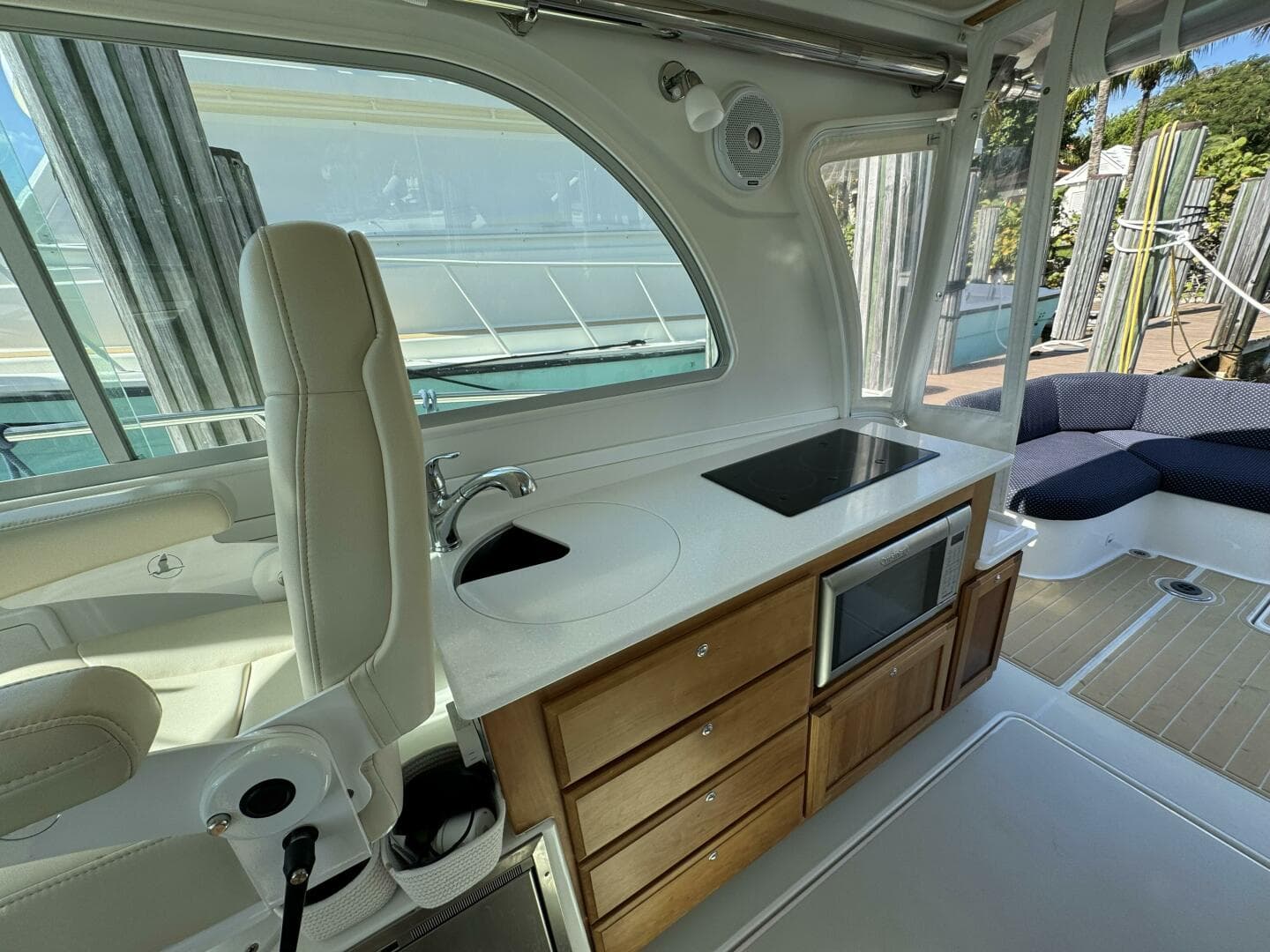 2020 Back Cove 34O — photo 15