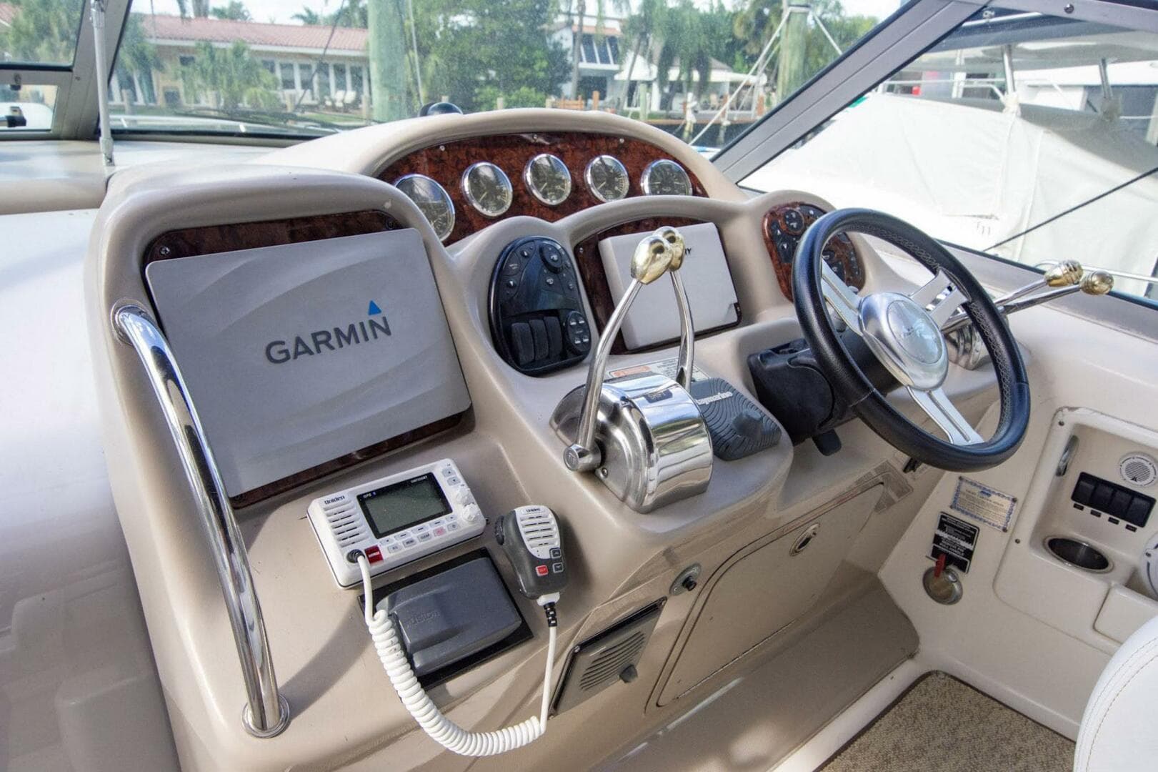 2007 Sea Ray 340 Sundancer — photo 16