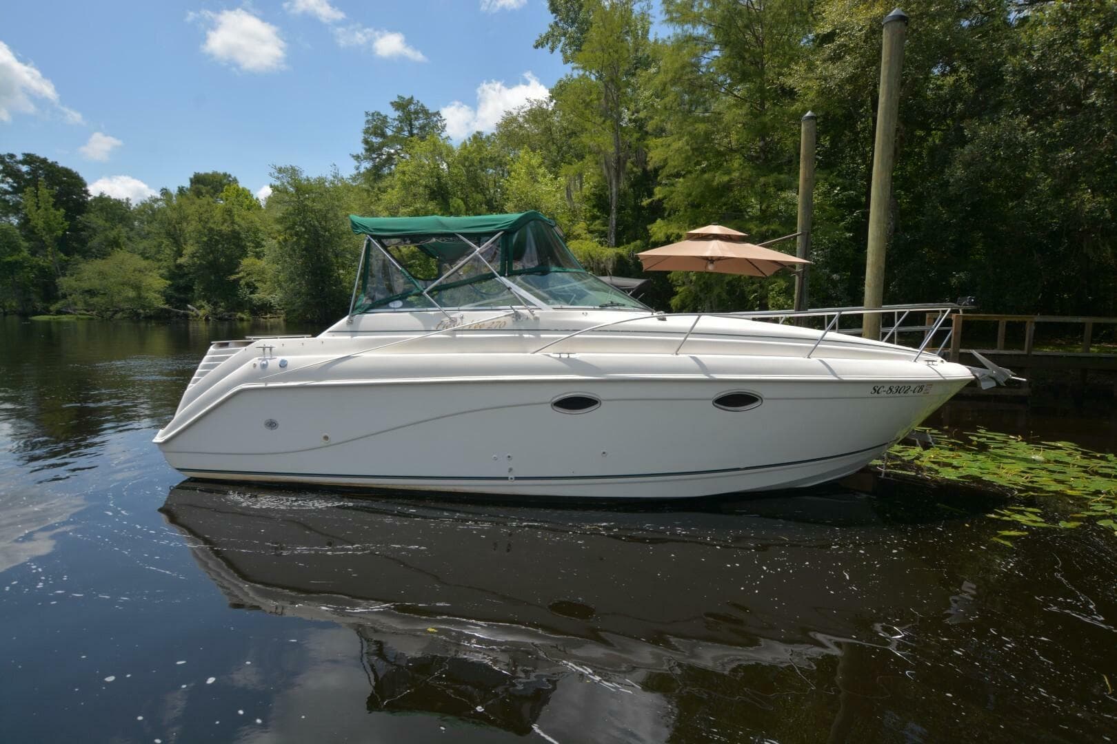 1999 Rinker Fiesta Vee 270