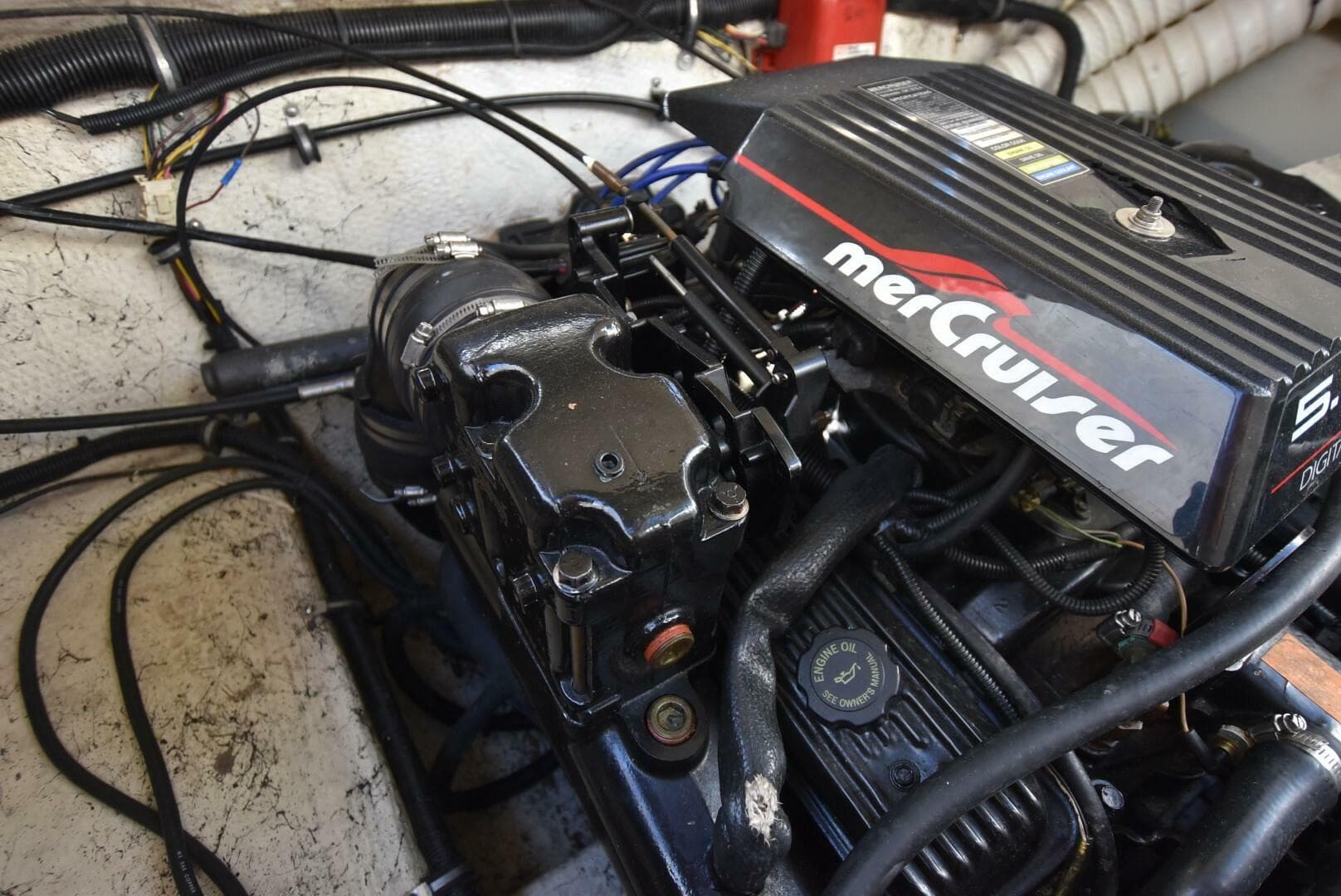 1999 Rinker Fiesta Vee 270 — photo 20